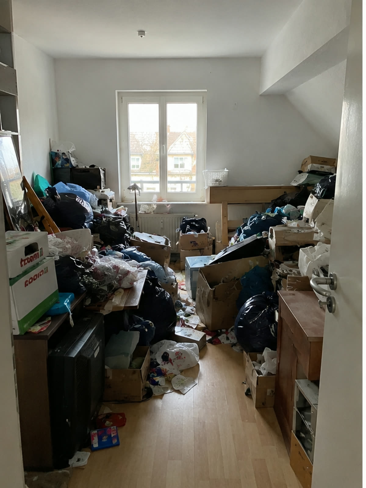 Dachgeschoss­wohnung vor der Räumung